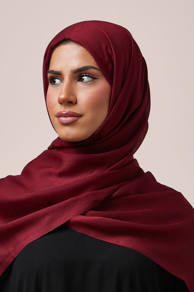 Red Modal Hijab