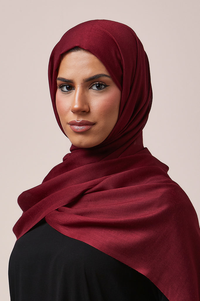 Red Modal Hijab